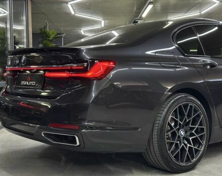 Серый БМВ 7 Серия, объемом двигателя 3 л и пробегом 115 тыс. км за 61500 $, фото 11 на Automoto.ua