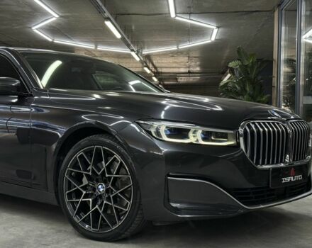 Серый БМВ 7 Серия, объемом двигателя 3 л и пробегом 115 тыс. км за 61500 $, фото 3 на Automoto.ua