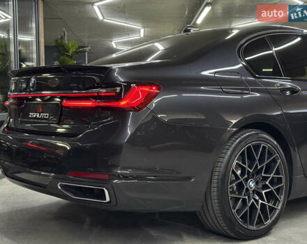 Серый БМВ 7 Серия, объемом двигателя 2.99 л и пробегом 115 тыс. км за 61500 $, фото 16 на Automoto.ua