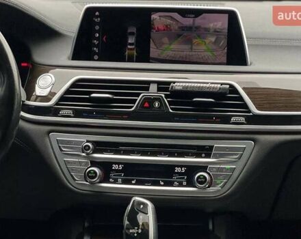 Серый БМВ 7 Серия, объемом двигателя 3 л и пробегом 141 тыс. км за 38990 $, фото 21 на Automoto.ua