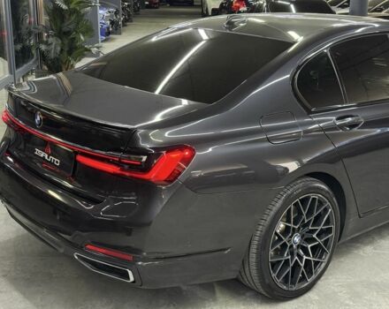 Серый БМВ 7 Серия, объемом двигателя 3 л и пробегом 115 тыс. км за 61500 $, фото 9 на Automoto.ua