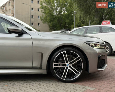 Серый БМВ 7 Серия, объемом двигателя 3 л и пробегом 67 тыс. км за 59000 $, фото 4 на Automoto.ua