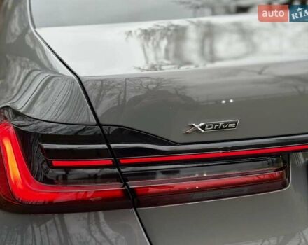 Серый БМВ 7 Серия, объемом двигателя 4.39 л и пробегом 35 тыс. км за 65500 $, фото 26 на Automoto.ua