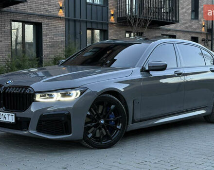 Серый БМВ 7 Серия, объемом двигателя 3 л и пробегом 54 тыс. км за 59000 $, фото 1 на Automoto.ua