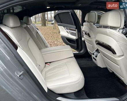 Серый БМВ 7 Серия, объемом двигателя 4.39 л и пробегом 35 тыс. км за 65500 $, фото 43 на Automoto.ua