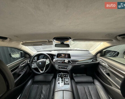Сірий БМВ 7 Серія, об'ємом двигуна 4.4 л та пробігом 84 тис. км за 77000 $, фото 149 на Automoto.ua
