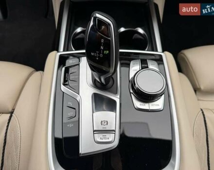 БМВ 7 Серия 2021 в Киеве на Automoto.ua Серый БМВ 7 Серия, объемом двигателя 2.99 л и пробегом 43 тыс. км за 105000 $, фото 31 на Automoto.ua