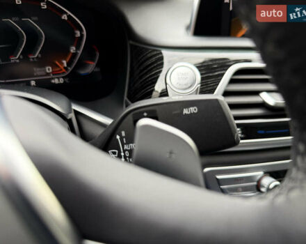 Сірий БМВ 7 Серія, об'ємом двигуна 4.4 л та пробігом 84 тис. км за 77000 $, фото 92 на Automoto.ua