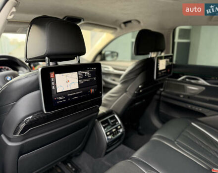 Сірий БМВ 7 Серія, об'ємом двигуна 4.4 л та пробігом 84 тис. км за 77000 $, фото 111 на Automoto.ua