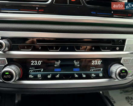 Сірий БМВ 7 Серія, об'ємом двигуна 4.4 л та пробігом 84 тис. км за 77000 $, фото 90 на Automoto.ua