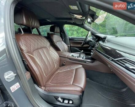 Серый БМВ 7 Серия, объемом двигателя 6.59 л и пробегом 85 тыс. км за 85000 $, фото 32 на Automoto.ua