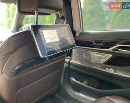 Серый БМВ 7 Серия, объемом двигателя 6.59 л и пробегом 85 тыс. км за 85000 $, фото 23 на Automoto.ua