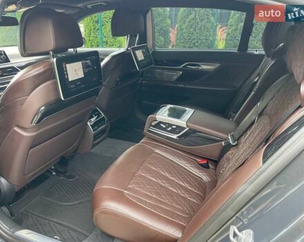 Серый БМВ 7 Серия, объемом двигателя 6.59 л и пробегом 85 тыс. км за 85000 $, фото 18 на Automoto.ua