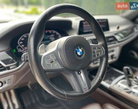 Серый БМВ 7 Серия, объемом двигателя 6.59 л и пробегом 85 тыс. км за 85000 $, фото 29 на Automoto.ua