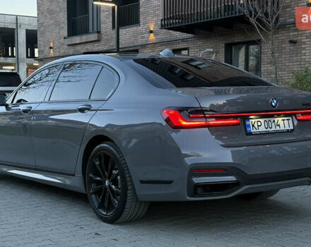 Серый БМВ 7 Серия, объемом двигателя 3 л и пробегом 54 тыс. км за 59000 $, фото 7 на Automoto.ua