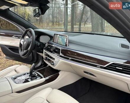 Серый БМВ 7 Серия, объемом двигателя 4.39 л и пробегом 35 тыс. км за 65500 $, фото 32 на Automoto.ua