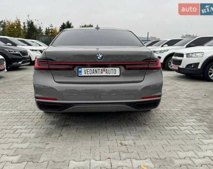 БМВ 7 Серия 2021 в Киеве на Automoto.ua Серый БМВ 7 Серия, объемом двигателя 2.99 л и пробегом 43 тыс. км за 105000 $, фото 8 на Automoto.ua