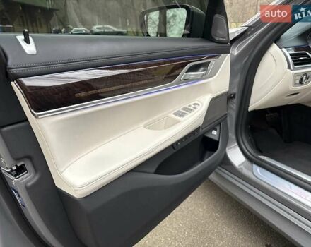 Серый БМВ 7 Серия, объемом двигателя 4.39 л и пробегом 35 тыс. км за 65500 $, фото 57 на Automoto.ua