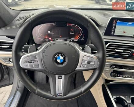 БМВ 7 Серия 2021 в Киеве на Automoto.ua Серый БМВ 7 Серия, объемом двигателя 2.99 л и пробегом 43 тыс. км за 105000 $, фото 23 на Automoto.ua