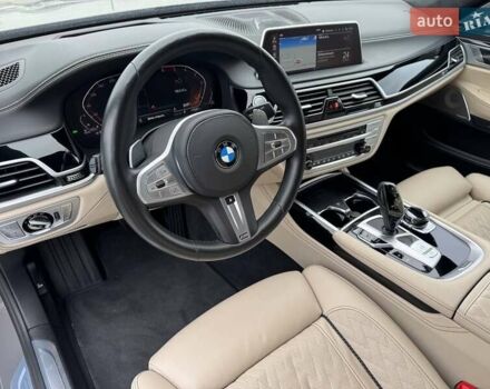 БМВ 7 Серия 2021 в Киеве на Automoto.ua Серый БМВ 7 Серия, объемом двигателя 2.99 л и пробегом 43 тыс. км за 105000 $, фото 22 на Automoto.ua