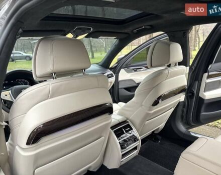 Серый БМВ 7 Серия, объемом двигателя 4.39 л и пробегом 35 тыс. км за 65500 $, фото 49 на Automoto.ua