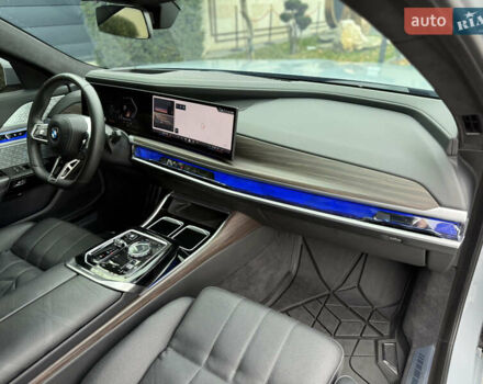 Сірий БМВ 7 Серія, об'ємом двигуна 4.39 л та пробігом 24 тис. км за 118900 $, фото 102 на Automoto.ua