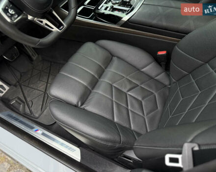 Сірий БМВ 7 Серія, об'ємом двигуна 4.39 л та пробігом 24 тис. км за 118900 $, фото 34 на Automoto.ua