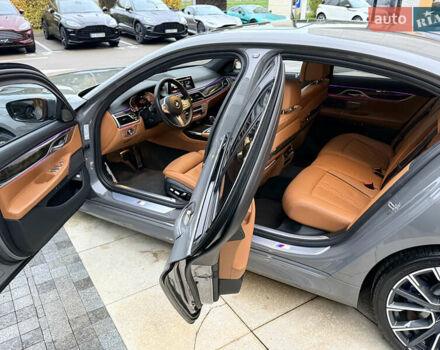 Серый БМВ 7 Серия, объемом двигателя 2.99 л и пробегом 20 тыс. км за 88800 $, фото 25 на Automoto.ua