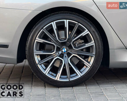 Сірий БМВ 7 Серія, об'ємом двигуна 3 л та пробігом 19 тис. км за 82000 $, фото 14 на Automoto.ua