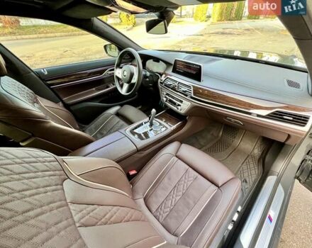 Сірий БМВ 7 Серія, об'ємом двигуна 2.99 л та пробігом 17 тис. км за 85999 $, фото 61 на Automoto.ua