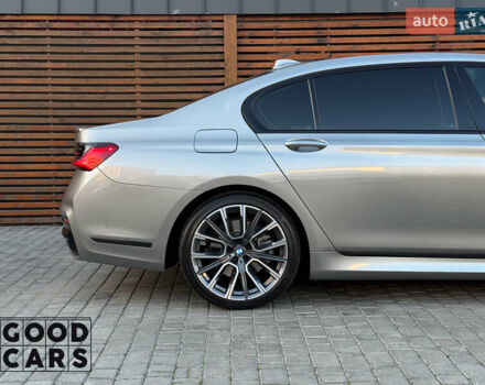 Сірий БМВ 7 Серія, об'ємом двигуна 3 л та пробігом 19 тис. км за 82000 $, фото 13 на Automoto.ua