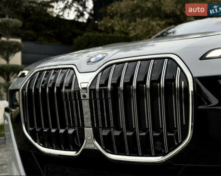 Сірий БМВ 7 Серія, об'ємом двигуна 4.4 л та пробігом 24 тис. км за 121000 $, фото 5 на Automoto.ua