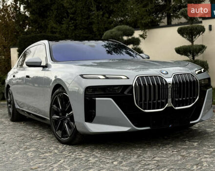 Сірий БМВ 7 Серія, об'ємом двигуна 4.4 л та пробігом 24 тис. км за 121000 $, фото 1 на Automoto.ua
