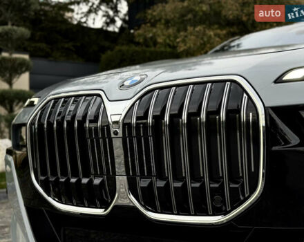 Сірий БМВ 7 Серія, об'ємом двигуна 4.39 л та пробігом 24 тис. км за 118900 $, фото 5 на Automoto.ua