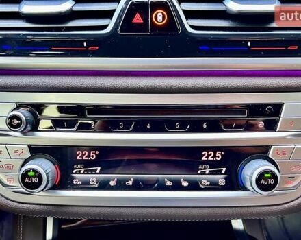 Сірий БМВ 7 Серія, об'ємом двигуна 2.99 л та пробігом 17 тис. км за 85999 $, фото 45 на Automoto.ua