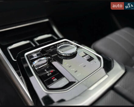 Сірий БМВ 7 Серія, об'ємом двигуна 4.4 л та пробігом 24 тис. км за 121000 $, фото 36 на Automoto.ua