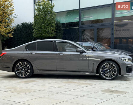 Серый БМВ 7 Серия, объемом двигателя 2.99 л и пробегом 20 тыс. км за 88800 $, фото 6 на Automoto.ua