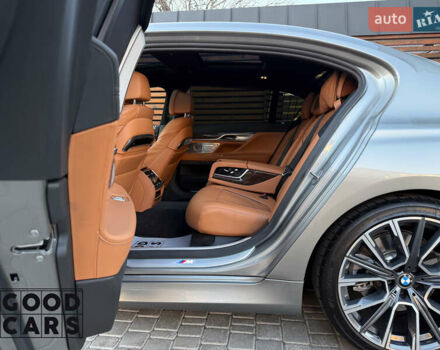 Сірий БМВ 7 Серія, об'ємом двигуна 3 л та пробігом 19 тис. км за 82000 $, фото 21 на Automoto.ua