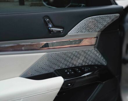 Серый БМВ 7 Серия, объемом двигателя 0 л и пробегом 75 тыс. км за 81000 $, фото 7 на Automoto.ua