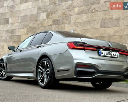 Сірий БМВ 7 Серія, об'ємом двигуна 2 л та пробігом 31 тис. км за 64800 $, фото 18 на Automoto.ua