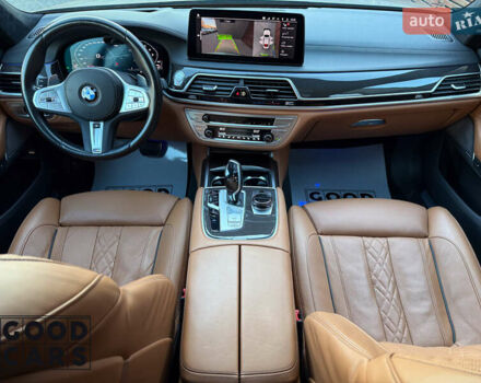 Сірий БМВ 7 Серія, об'ємом двигуна 3 л та пробігом 19 тис. км за 82000 $, фото 29 на Automoto.ua