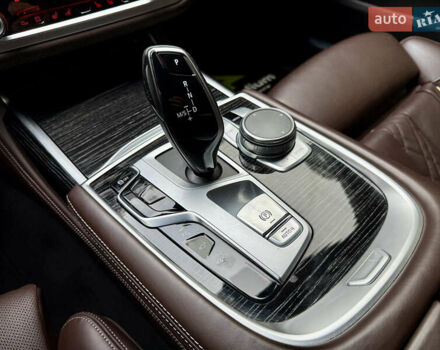 Сірий БМВ 7 Серія, об'ємом двигуна 2.99 л та пробігом 42 тис. км за 86999 $, фото 34 на Automoto.ua