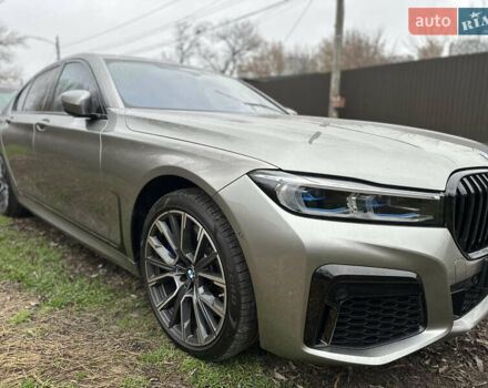 Сірий БМВ 7 Серія, об'ємом двигуна 3 л та пробігом 63 тис. км за 79500 $, фото 1 на Automoto.ua