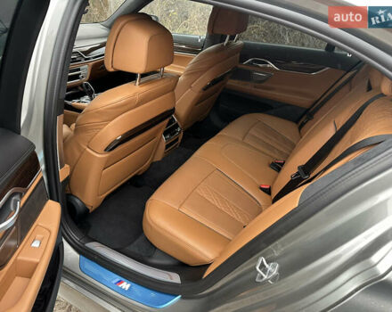 Сірий БМВ 7 Серія, об'ємом двигуна 3 л та пробігом 63 тис. км за 79500 $, фото 12 на Automoto.ua