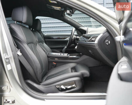 Серый БМВ 7 Серия, объемом двигателя 2.99 л и пробегом 89 тыс. км за 87500 $, фото 45 на Automoto.ua