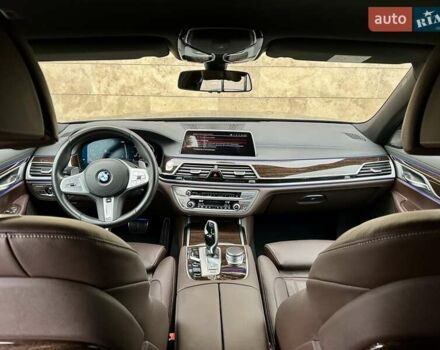 Сірий БМВ 7 Серія, об'ємом двигуна 2 л та пробігом 31 тис. км за 64800 $, фото 55 на Automoto.ua