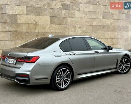 Сірий БМВ 7 Серія, об'ємом двигуна 2 л та пробігом 31 тис. км за 64800 $, фото 13 на Automoto.ua