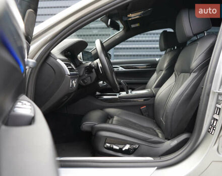 Серый БМВ 7 Серия, объемом двигателя 2.99 л и пробегом 89 тыс. км за 87500 $, фото 23 на Automoto.ua