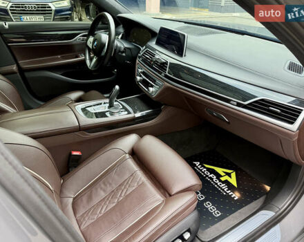 Сірий БМВ 7 Серія, об'ємом двигуна 2.99 л та пробігом 42 тис. км за 86999 $, фото 39 на Automoto.ua