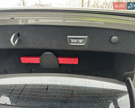 Сірий БМВ 7 Серія, об'ємом двигуна 3 л та пробігом 63 тис. км за 79500 $, фото 14 на Automoto.ua